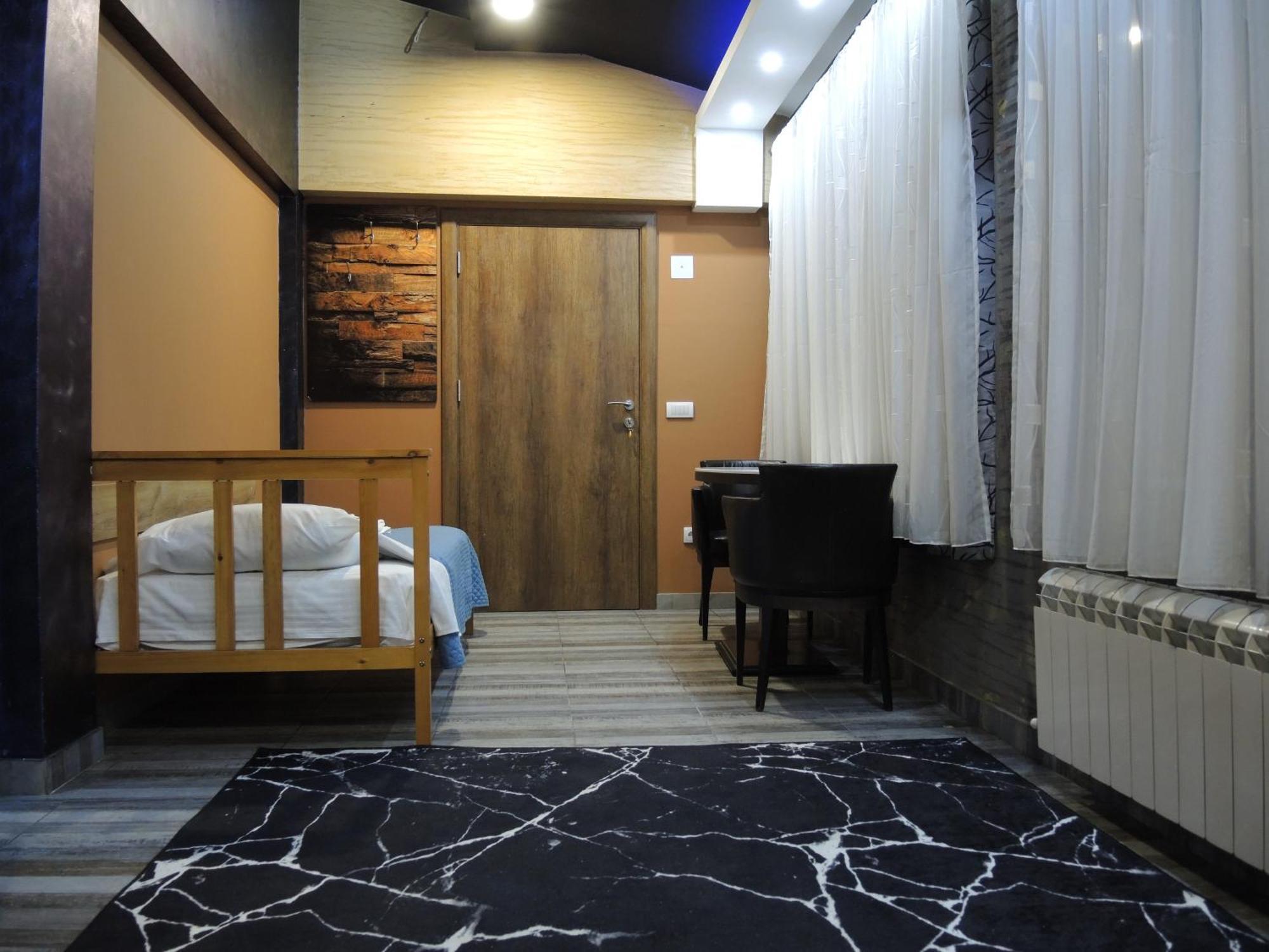 בלגרד Rooms&Restaurant 43 מראה חיצוני תמונה